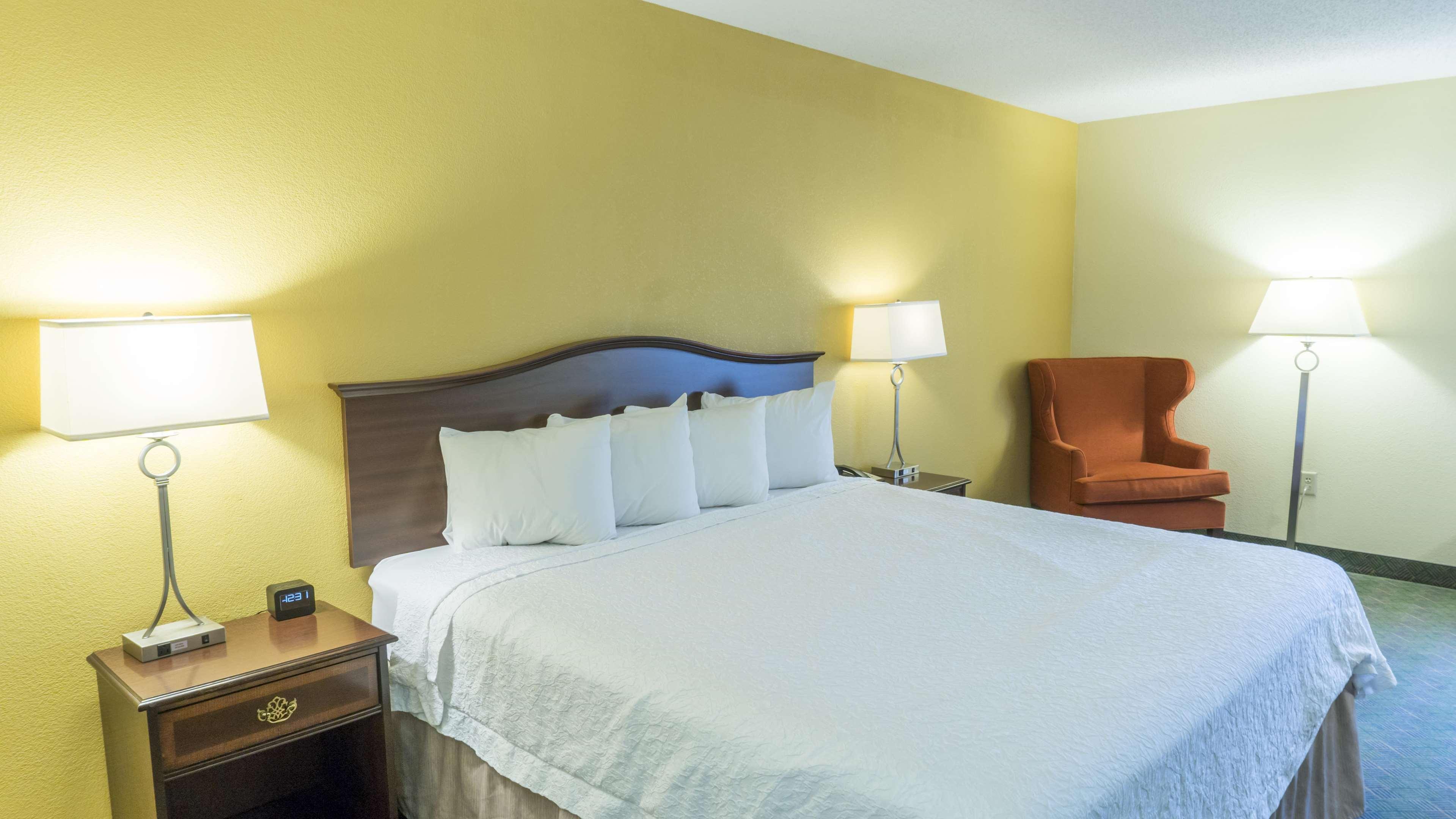 Hampton Inn New Philadelphia Exterior foto