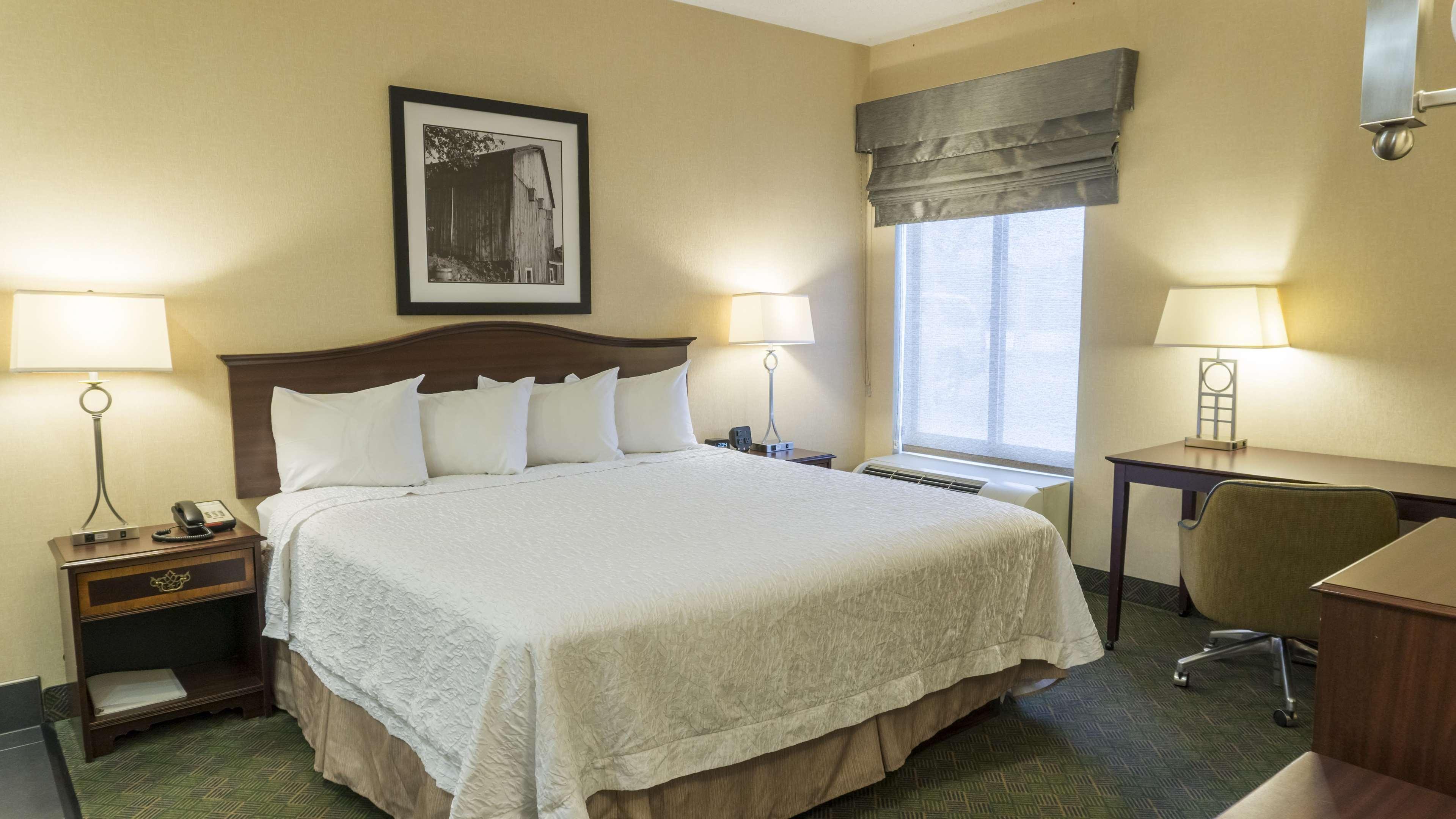 Hampton Inn New Philadelphia Exterior foto