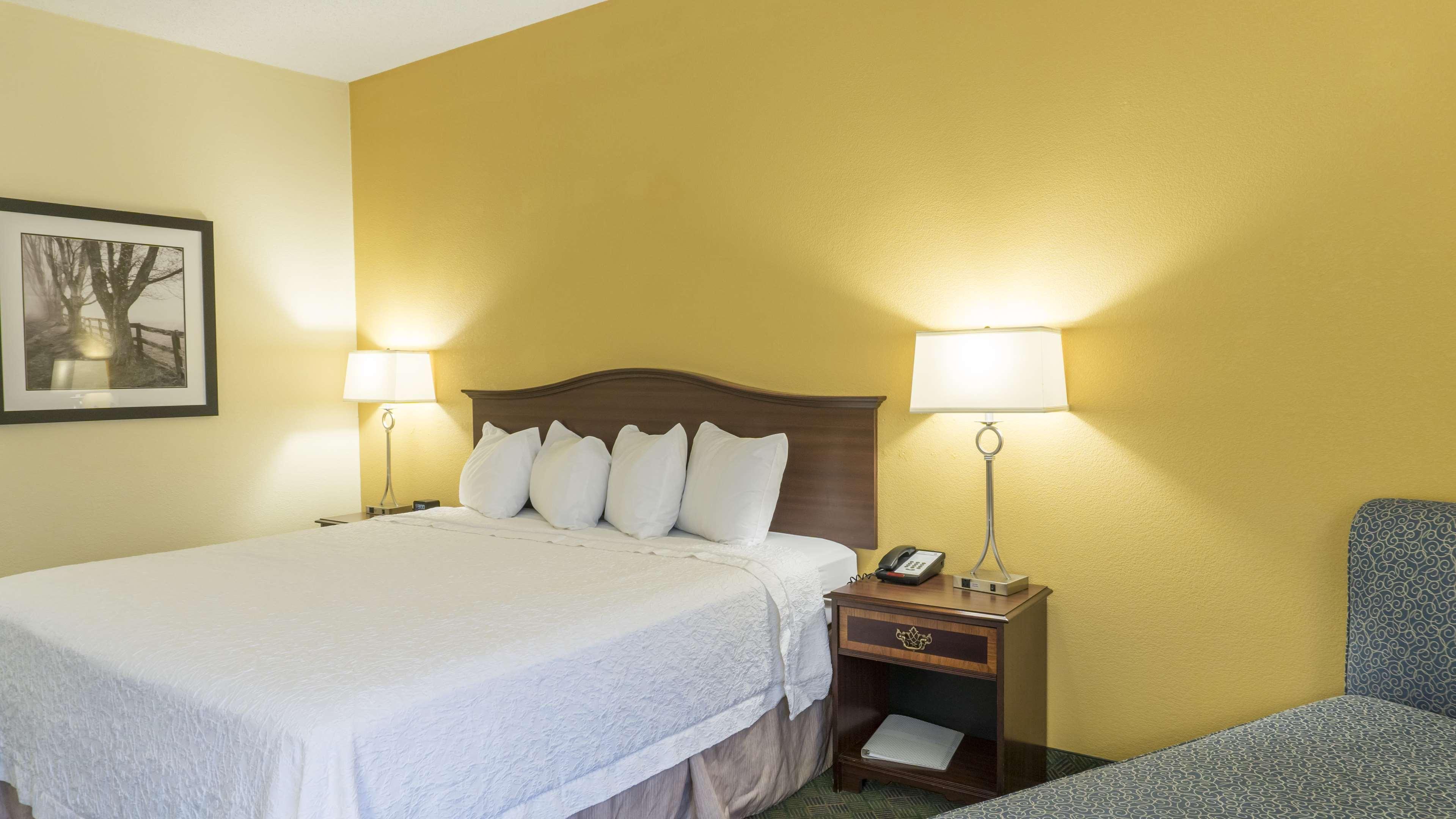 Hampton Inn New Philadelphia Exterior foto